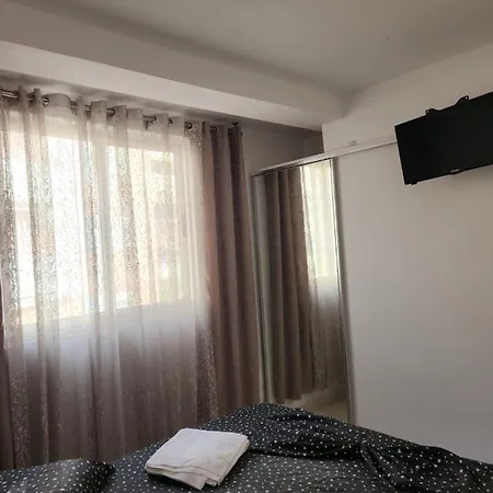 Orkidea 3 Apartment Golem (Tirana)